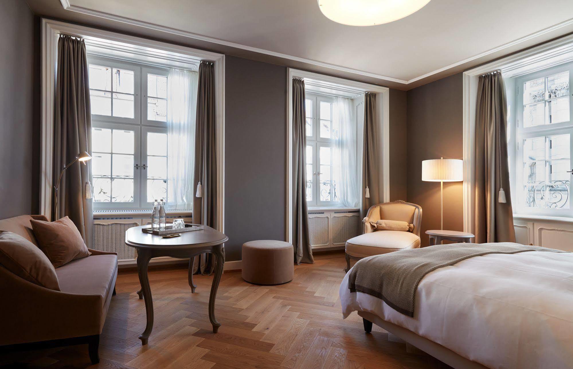 Boutique Hotel La Couronne Solothurn Bagian luar foto