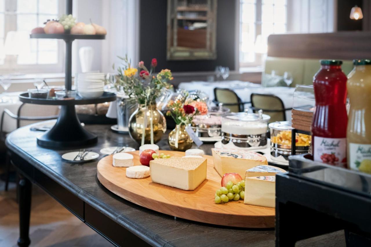 Boutique Hotel La Couronne Solothurn Bagian luar foto